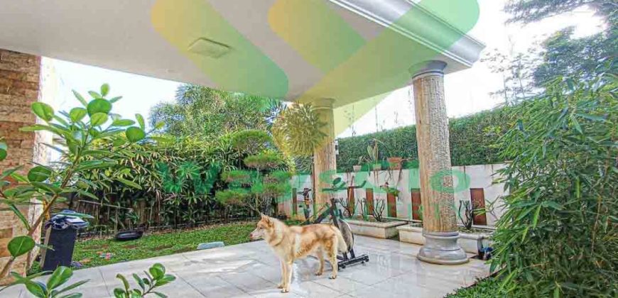 DIJUAL CEPAT RUMAH CANTIK DENGAN FURNISH MEWAH DI CITRALAND, HARGA DI BAWAH PASARAN