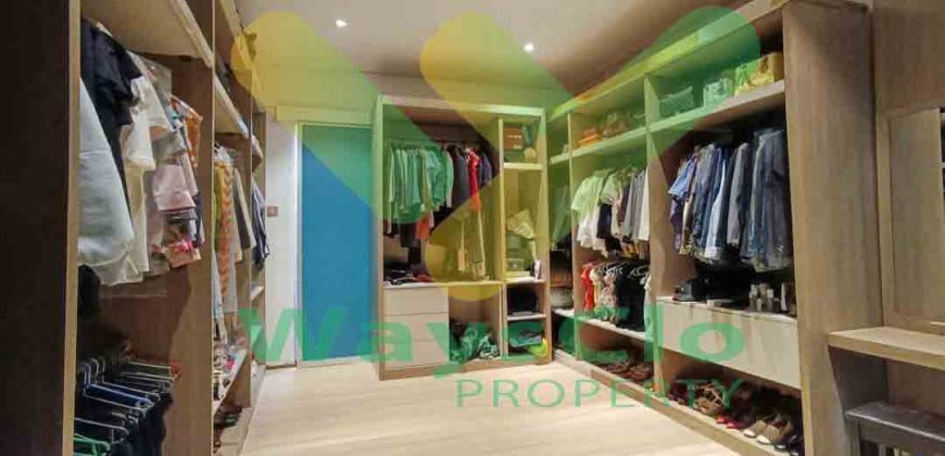 DIJUAL CEPAT RUMAH CANTIK DENGAN FURNISH MEWAH DI CITRALAND, HARGA DI BAWAH PASARAN