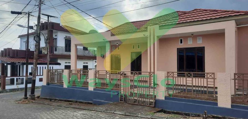 DIJUAL CEPAT RUMAH CANTIK DENGAN HARGA SANGAT MURAH DI TOMOHON, PEMILIK BUTUH UANG