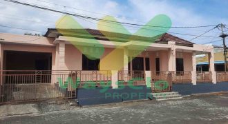DIJUAL CEPAT RUMAH CANTIK DENGAN HARGA SANGAT MURAH DI TOMOHON, PEMILIK BUTUH UANG