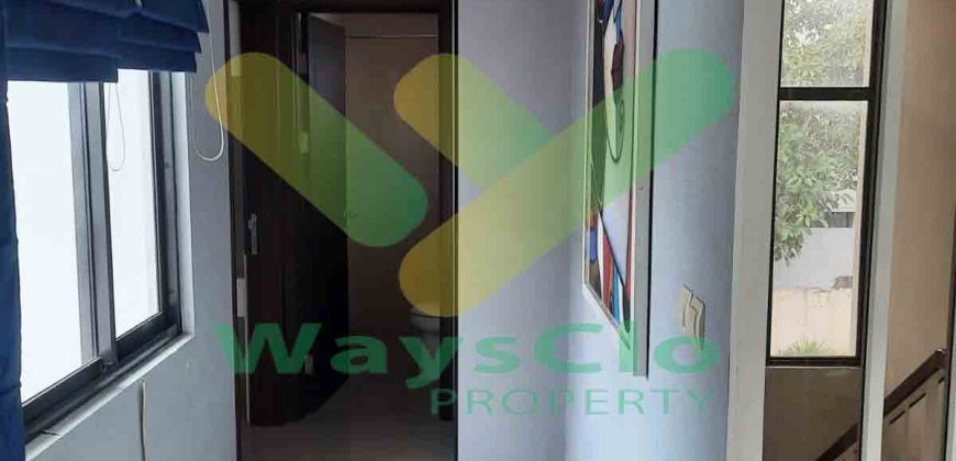 DISEWAKAN RUMAH CANTIK FULY FURNISHED DI HOLLAND VILLAGE, HARGA SANGAT MURAH
