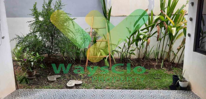 DISEWAKAN RUMAH CANTIK FULY FURNISHED DI HOLLAND VILLAGE, HARGA SANGAT MURAH