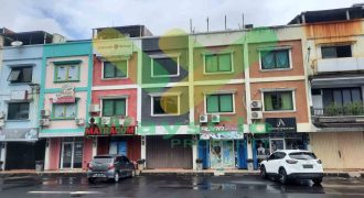 DISEWAKAN RUKO STRATEGIS DAERAH MALL MEGAMAS MANADO, HARGA SANGAT MURAH