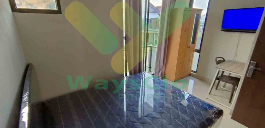 DISEWAKAN RUMAH CANTIK DENGAN FURNISHED DI HOLLAND VILLAGE, HARGA SANGAT MURAH