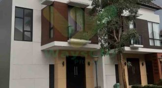 DISEWAKAN RUMAH CANTIK DENGAN FURNISHED DI HOLLAND VILLAGE, HARGA SANGAT MURAH