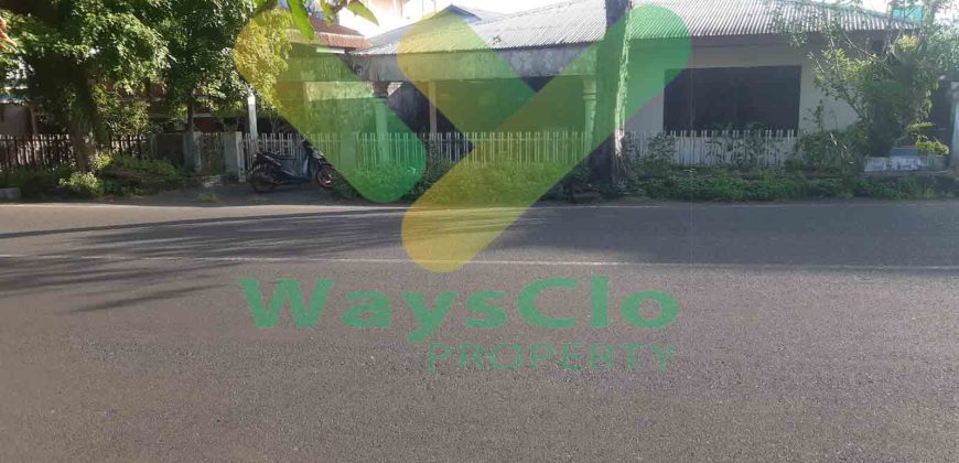 DISEWAKAN RUMAH STRATEGIS DAN MENARIK DAERAH WANEA, HARGA SANGAT MURAH