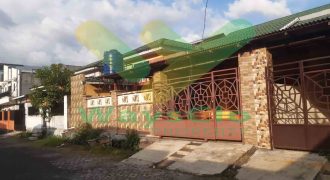 DISEWAKAN RUMAH CANTIK DENGAN FURNISHED DAERAH MALALAYANG, HARGA SANGAT MURAH