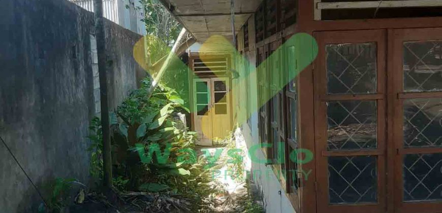 DISEWAKAN RUMAH CLASIK MURAH DAN STATEGIS DAERAH TUMINTING, HARGA SANGAT MURAH