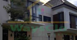 DIJUAL CEPAT RUMAH CANTIK DAN MENARIK DAERAH HOLLAND VILLAGE, HARGA SANGAT MURAH