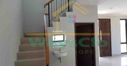 DIJUAL CEPAT RUMAH CANTIK DAN MENARIK DAERAH HOLLAND VILLAGE, HARGA SANGAT MURAH
