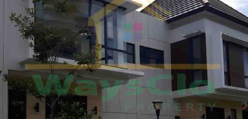 DIJUAL CEPAT RUMAH CANTIK DAN MENARIK DAERAH HOLLAND VILLAGE, HARGA SANGAT MURAH