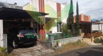 DISEWAKAN RUMAH CANTIK DAN MENARIK DAERAH PAAL DUA, HARGA SANGAT MURAH