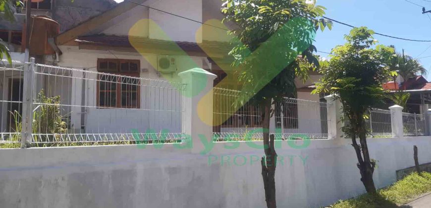 DIJUAL CEPAT RUMAH CANTIK DAN MENARIK DAERAH PAAL DUA, HARGA SANGAT MURAH