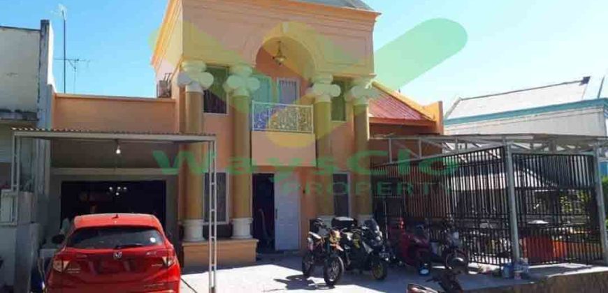 DISEWAKAN RUMAH CANTIK DENGAN FURNISHED DAERAH PAAL DUA, HARGA SANGAT MURAH