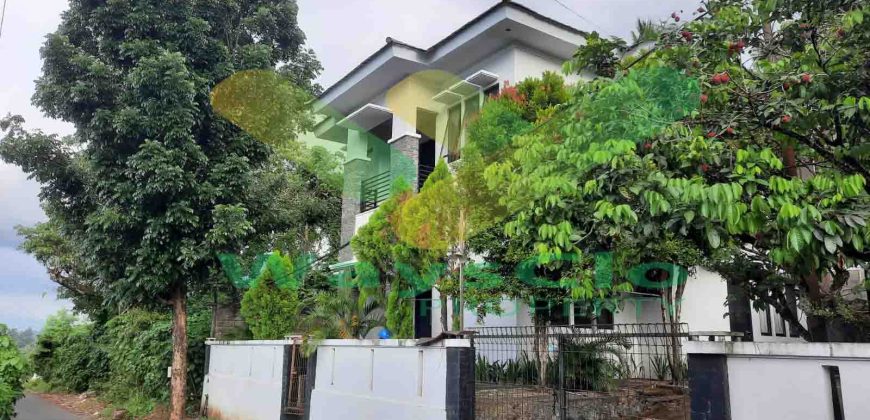 DISEWAKAN RUMAH CANTIK DAN MENARIK DAERAH MALALAYANG, HARGA SANGAT MURAH