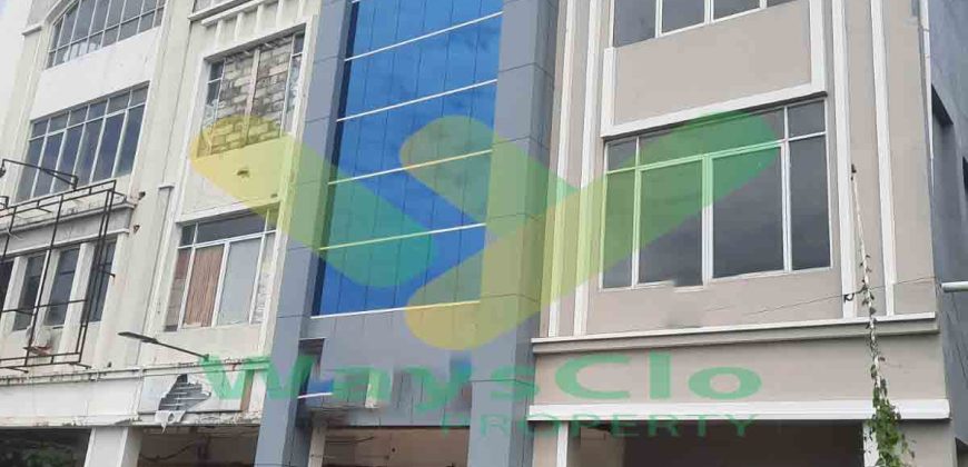 DISEWAKAN RUKO CANTIK DAN MENARIK DAERAH WENANG, HARGA SANGAT MURAH