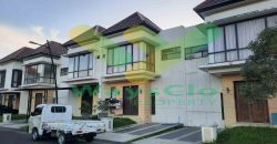 DISEWAKAN RUMAH CANTIK DAN MENARIK DI HOLLAND VILLAGE, HARGA SANGAT MURAH