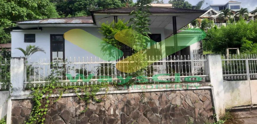 DISEWAKAN RUMAH MENARIK DAERAH KAMPUS UNSRAT, HARGA SANGAT MURAH