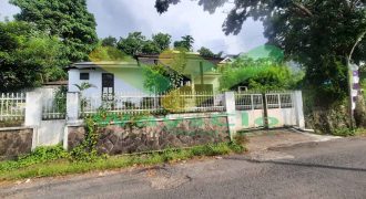 DISEWAKAN RUMAH MENARIK DAERAH KAMPUS UNSRAT, HARGA SANGAT MURAH