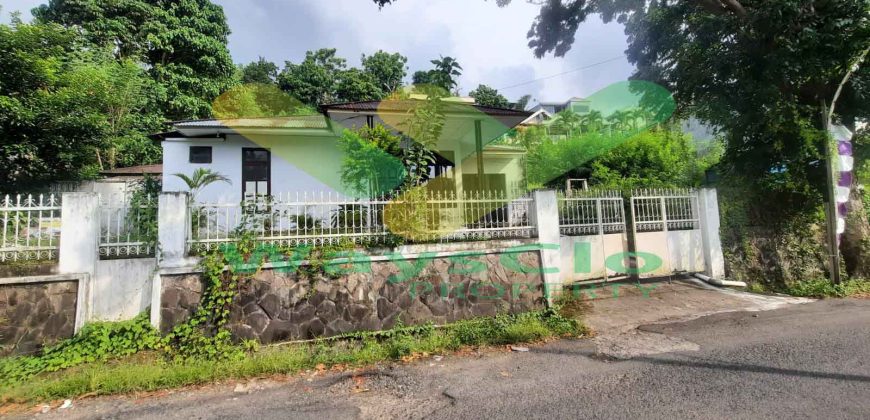 DISEWAKAN RUMAH MENARIK DAERAH KAMPUS UNSRAT, HARGA SANGAT MURAH