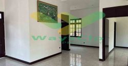 DISEWAKAN RUMAH CANTIK DAN STRATEGIS DAERAH TIKALA, HARGA SANGAT MURAH