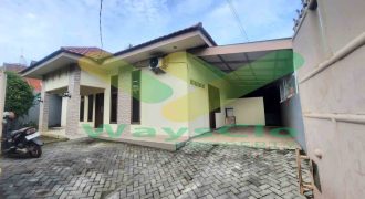 DISEWAKAN RUMAH CANTIK FULY FURNISHED DAERAH TUMINTING, HARGA SANGAT MURAH