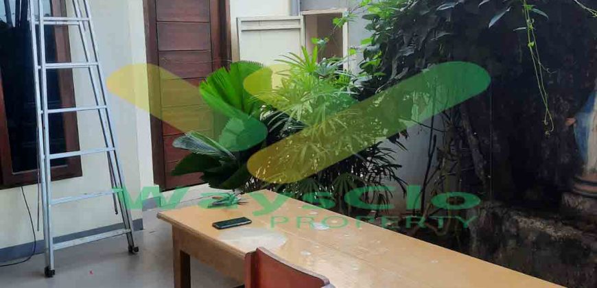 DISEWAKAN RUMAH CANTIK FULY FURNISHED DAERAH TUMINTING, HARGA SANGAT MURAH