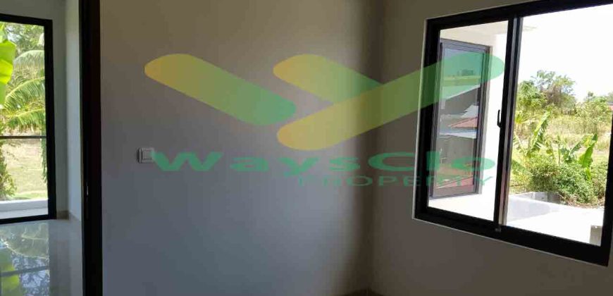 DIJUAL CEPAT RUMAH CANTIK DAN MENARIK DI HOLLAND VILLAGE, HARGA SANGAT MURAH