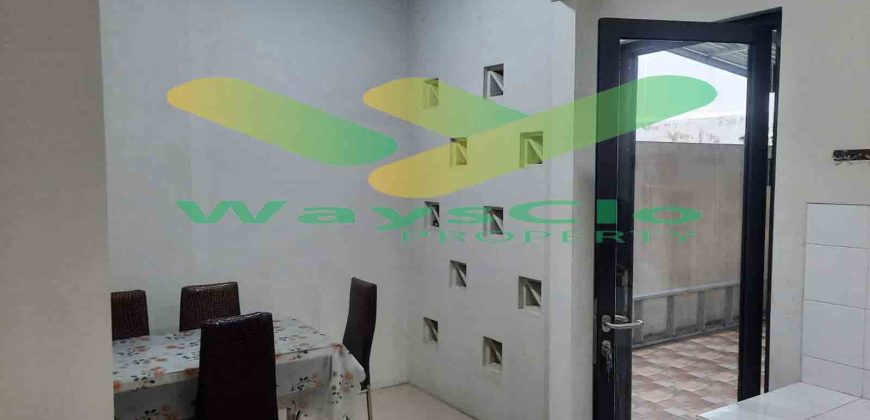 DISEWAKAN RUMAH CANTIK DAN MENARIK DI HOLLAND VILLAGE, HARGA SANGAT MURAH