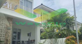 DISEWAKAN RUMAH CANTIK FULL FURNISHED DI TAMANSARI METROPOLITAN, HARGA SANGAT MURAH
