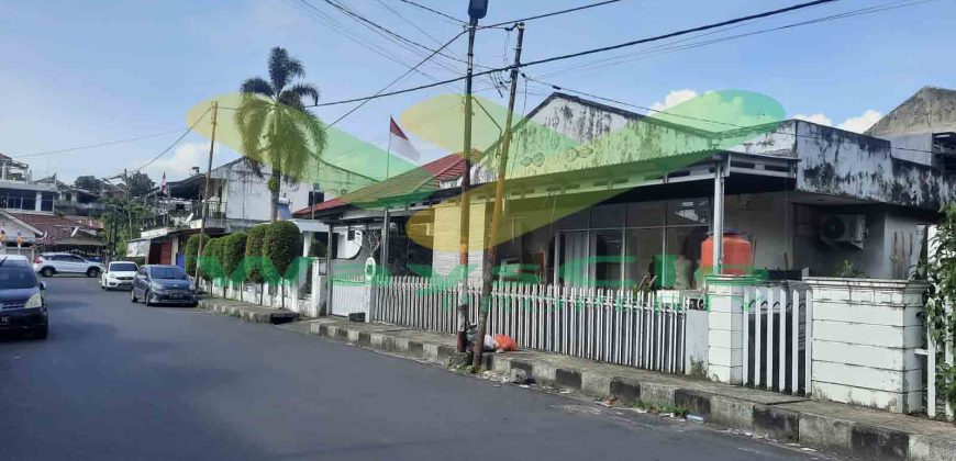 DISEWAKAN RUMAH MENARIK DAN STRATEGIS DAERAH WANEA, HARGA SANGAT MURAH