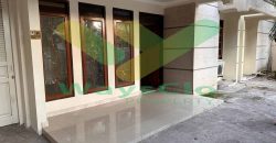 DISEWAKAN RUMAH CANTIK DAN MENARIK DAERAH UNSRAT, HARGA SANGAT MURAH