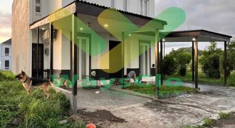 DISEWAKAN RUMAH CANTIK FULL FURNISHED DAERAH GRAND KAWANUA, HARGA SANGAT MURAH