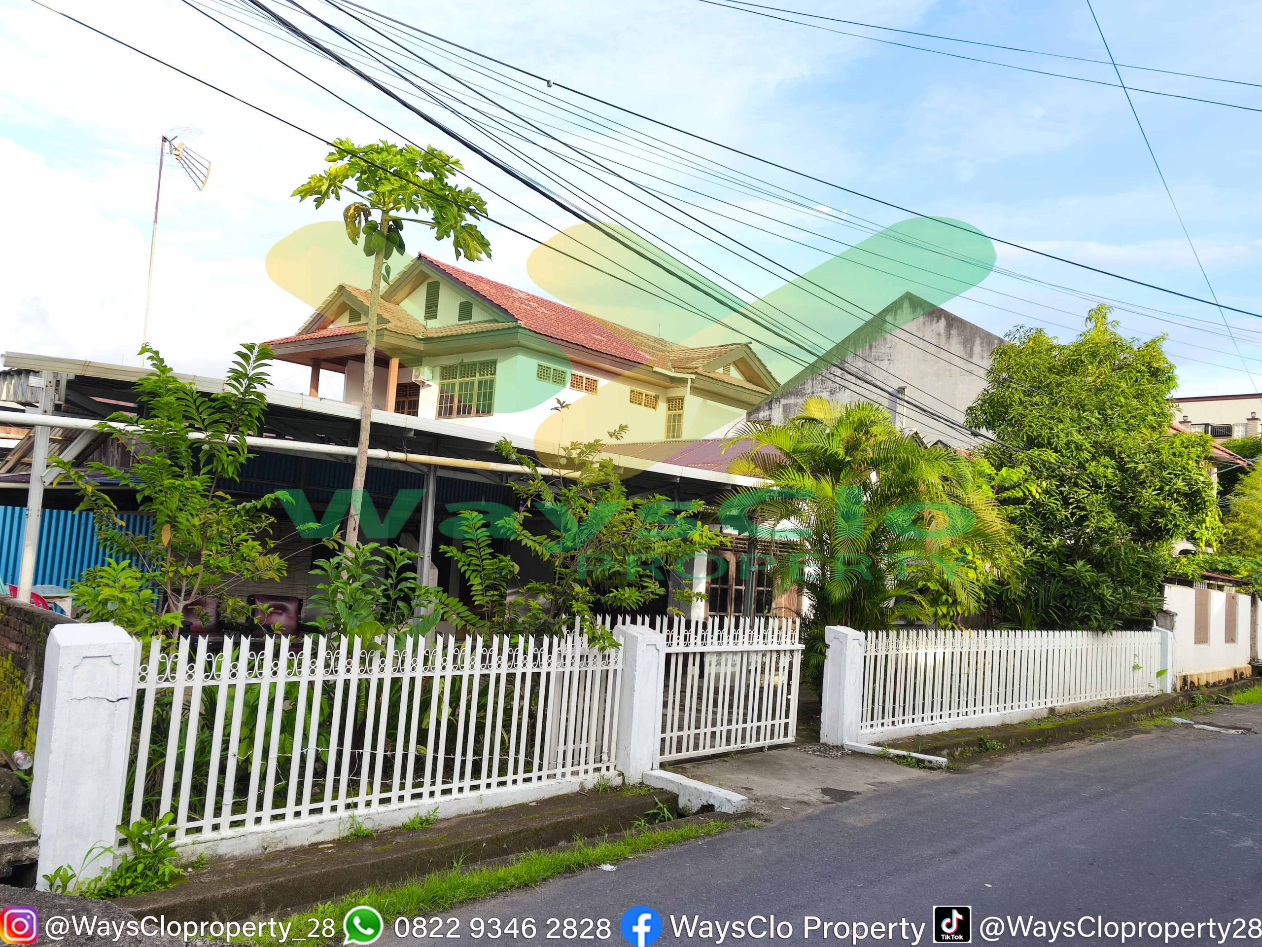 DIJUAL CEPAT RUMAH MENARIK DAN STRATEGIS DAERAH WANEA, HARGA SANGAT MURAH