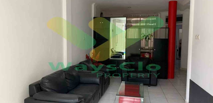 DISEWAKAN RUMAH CANTIK DAN MENARIK DAERAH PAAL DUA, HARGA SANGAT MURAH