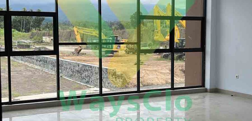 DISEWAKAN GUDANG BARU MENARIK DAN STRATEGIS DAERAH TIKALA, HARGA SANGAT MURAH