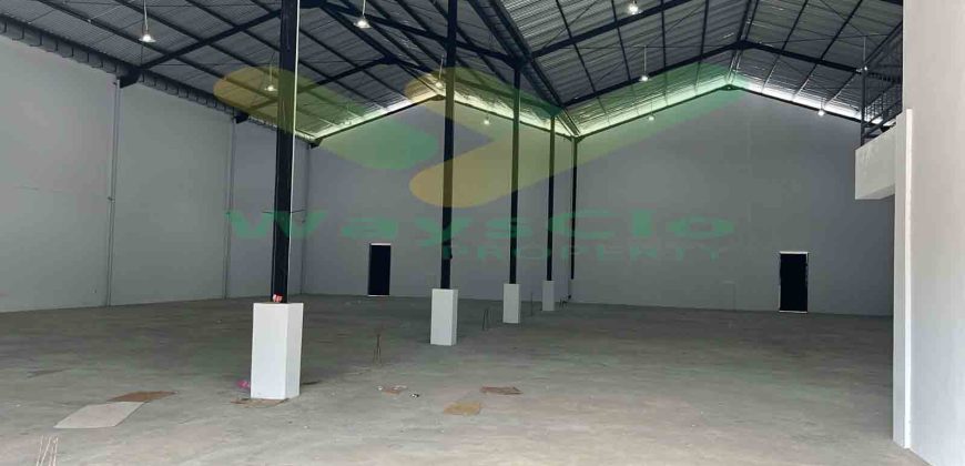 DISEWAKAN GUDANG BARU MENARIK DAN STRATEGIS DAERAH TIKALA, HARGA SANGAT MURAH